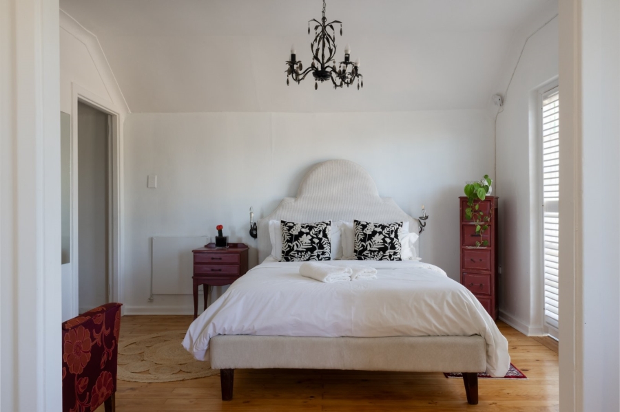 7 Bedroom Property for Sale in Old Place Western Cape
